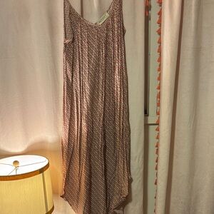 Flowy Pink Patterned Jumpsuit